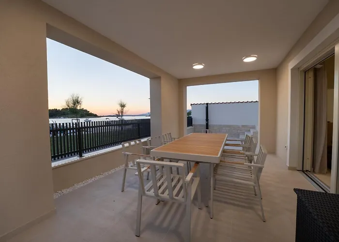 Villa Lovre 1